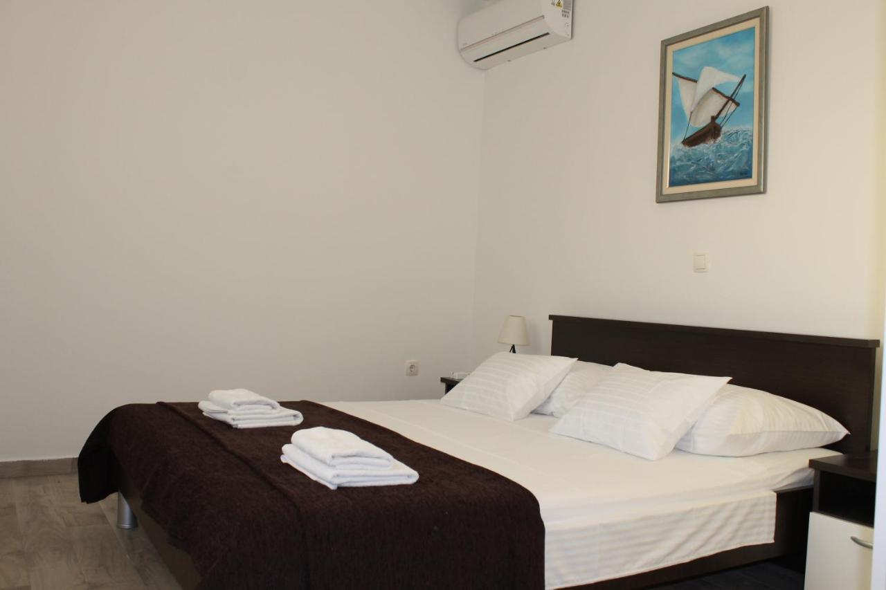 Apartments Valeria คาชเตลา ภายนอก รูปภาพ