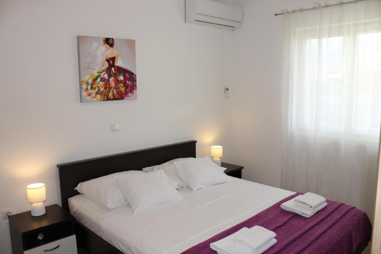 Apartments Valeria คาชเตลา ภายนอก รูปภาพ