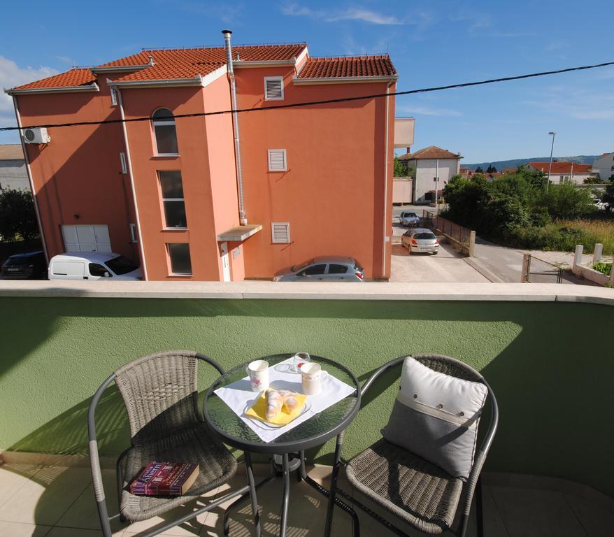 Apartments Valeria คาชเตลา ภายนอก รูปภาพ