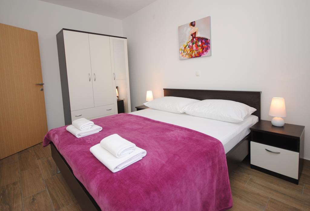 Apartments Valeria คาชเตลา ภายนอก รูปภาพ