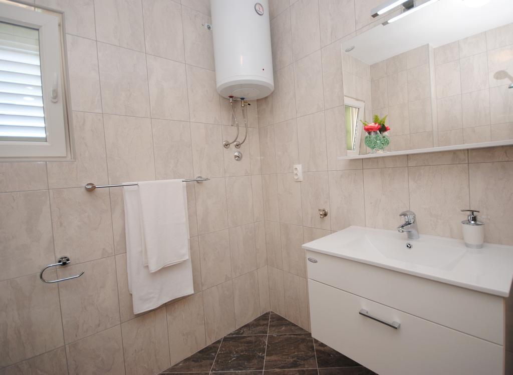 Apartments Valeria คาชเตลา ภายนอก รูปภาพ